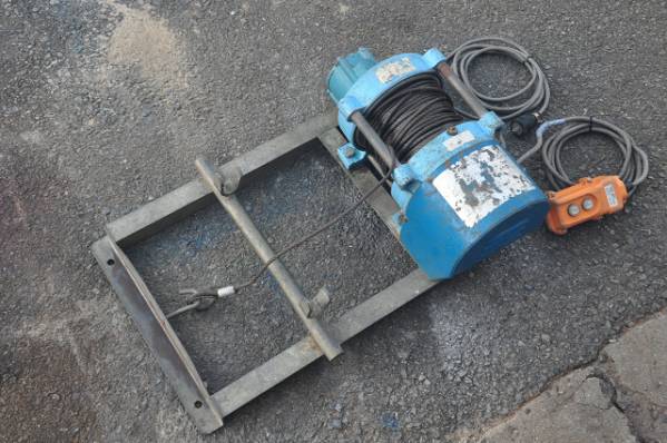 ユニパー 瓦揚機/荷揚機 ウィンチ ユニパー 瓦揚機/荷揚機 ウィンチ